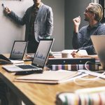 Como ter um controle financeiro eficiente no seu hotel